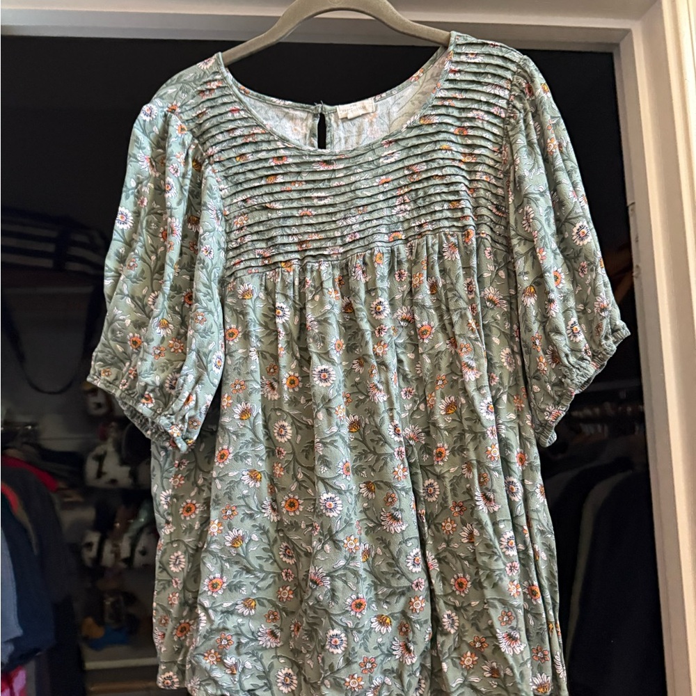Floral Print Women's Blouse in Green